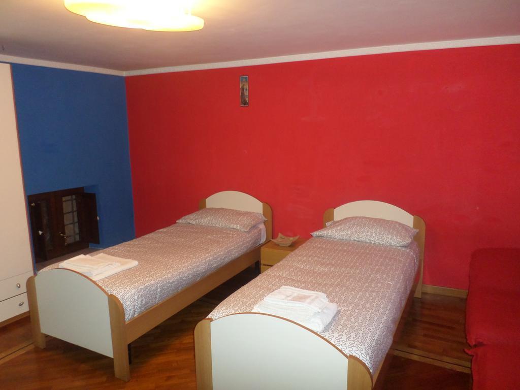 Zia Sua 2* Naples